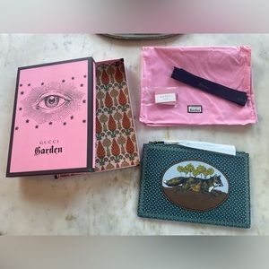 NWT Gucci Garden Clutch